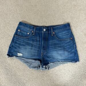 501 Levi's Medium Wash Blue High Waisted Cut Off Denim Shorts Size W31